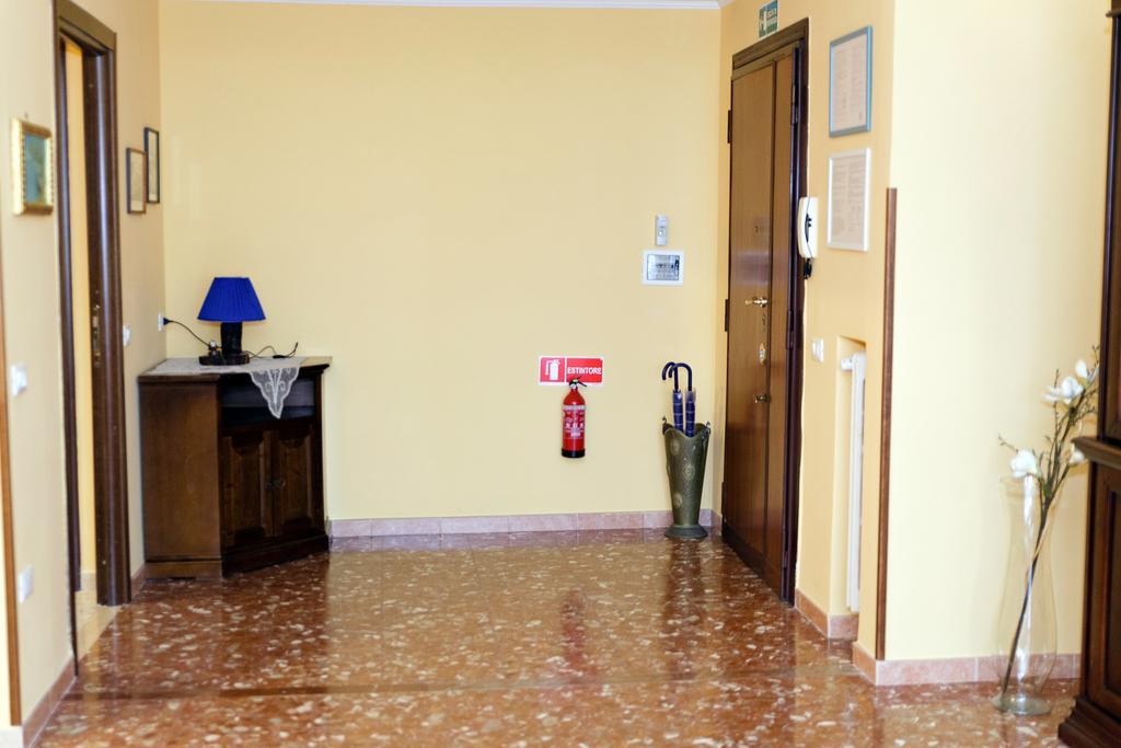 Casa Vacanza Da Andrea Rom Exterior foto